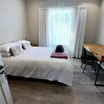 Elegant & Modern Home Near Cape Winelands